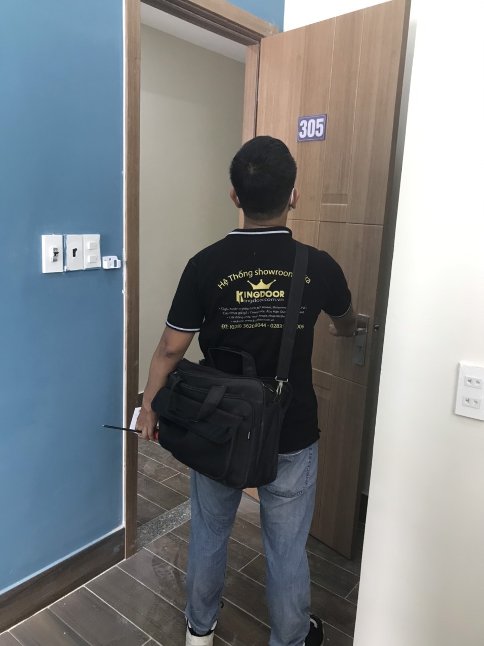 Cửa Nhựa ABS Hàn Quốc Tại Trà Vinh