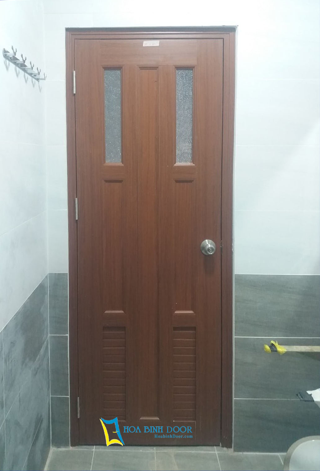 Cửa Nhựa Đài Loan Tại Bình Tân