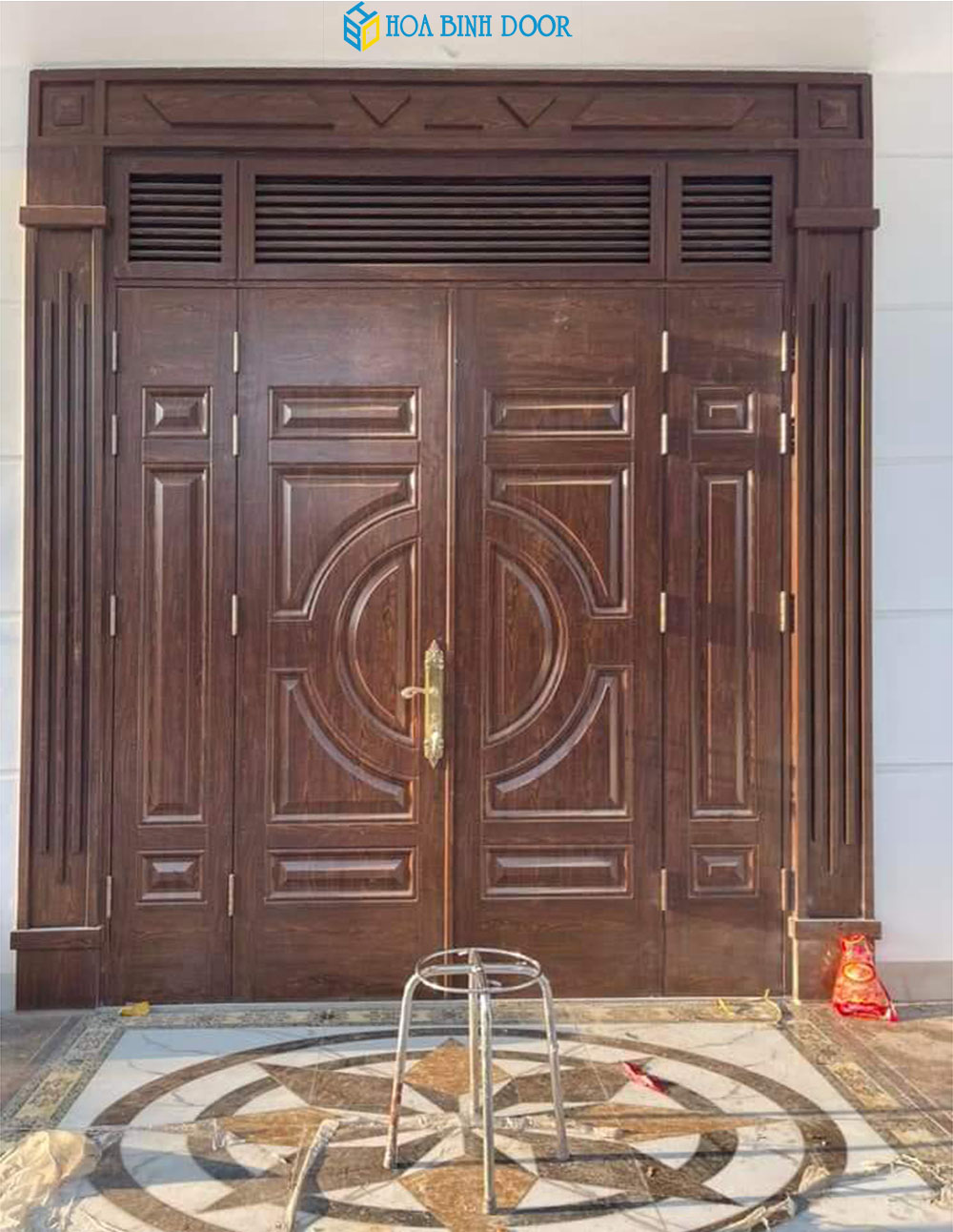 Top 15 mẫu cửa thép vân gỗ 4 cánh đẹp