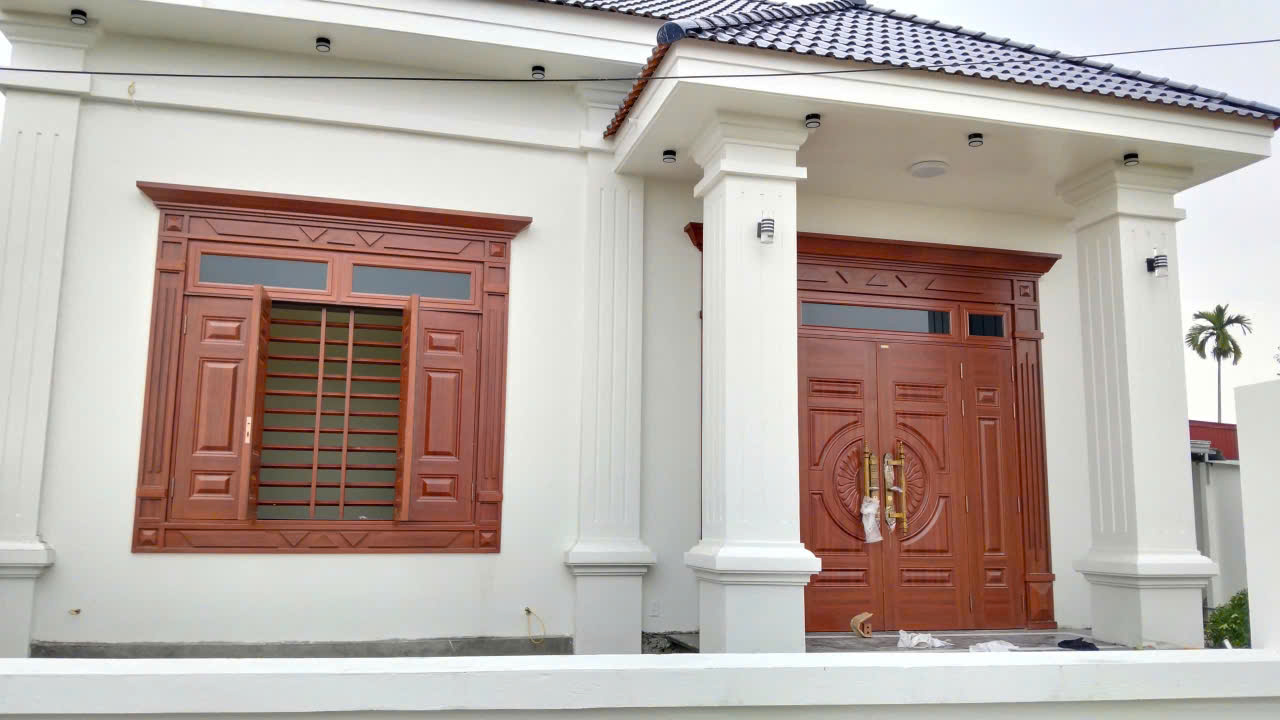 Cửa thép vân gỗ tại tây ninh | Mẫu cửa chính bằng thép vân gỗ