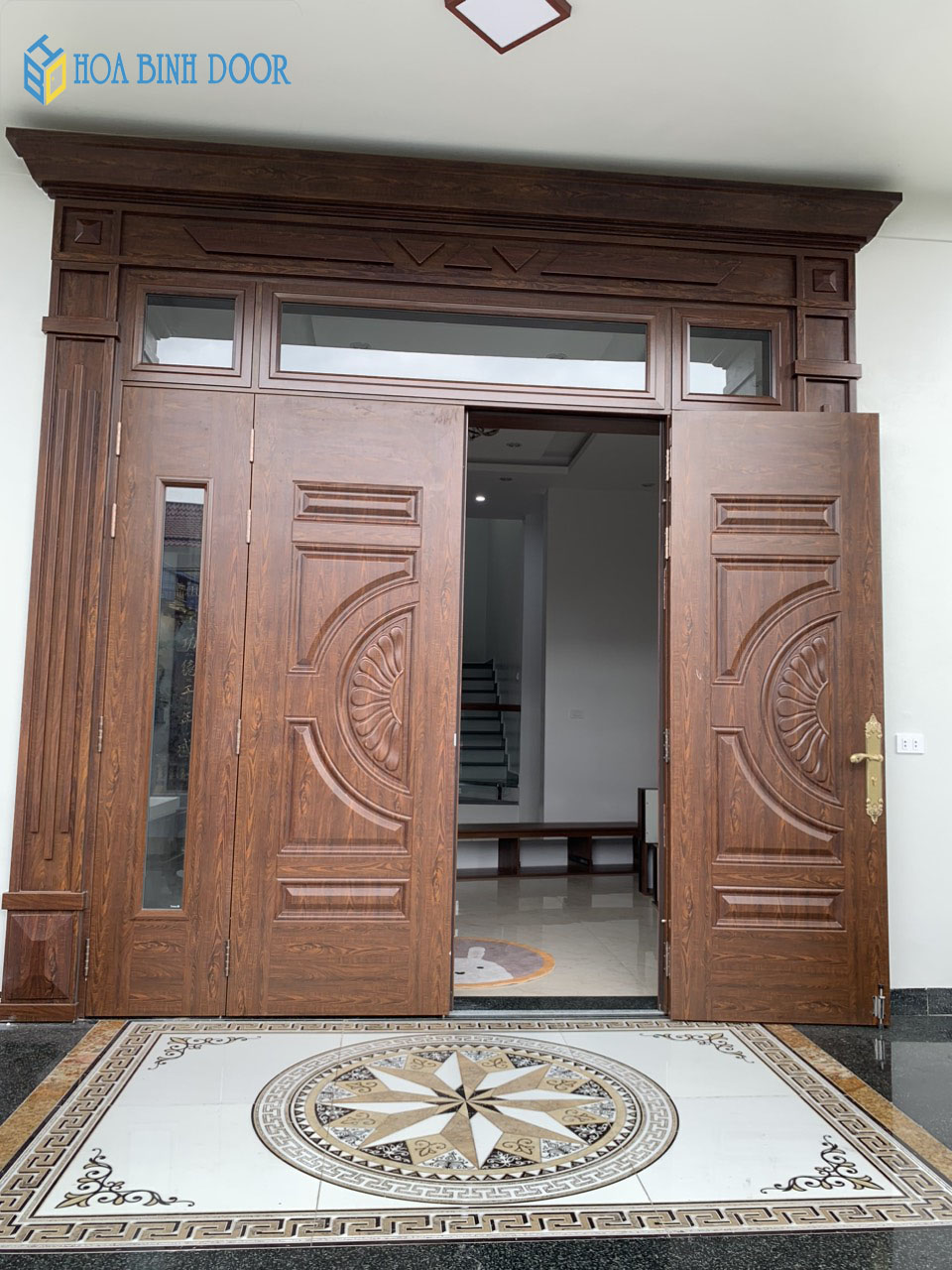 Cửa thép vân gỗ tại tây ninh | Mẫu cửa chính bằng thép vân gỗ