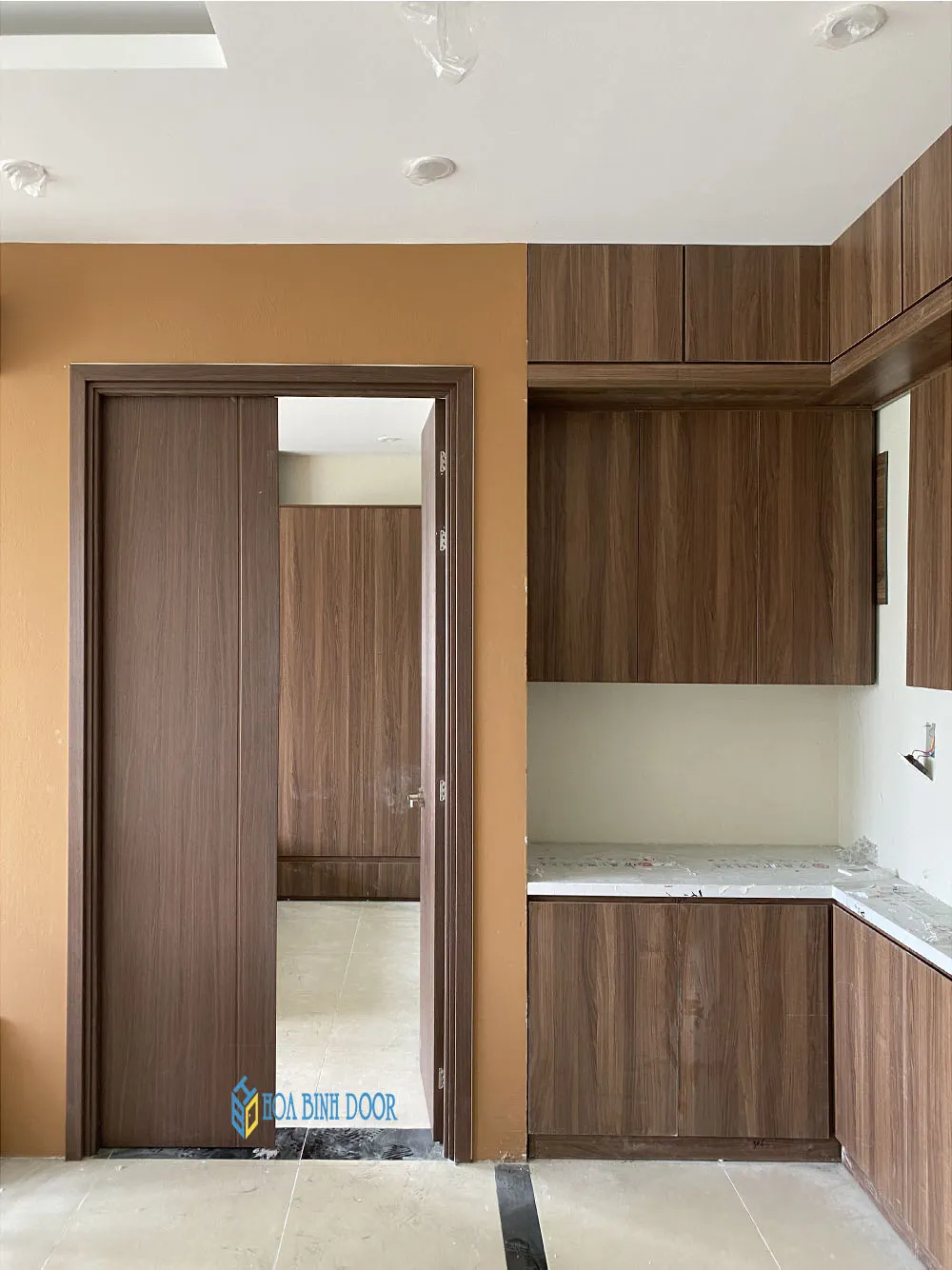 Bàn giao 45 bộ cửa nhựa composite tại quận 6