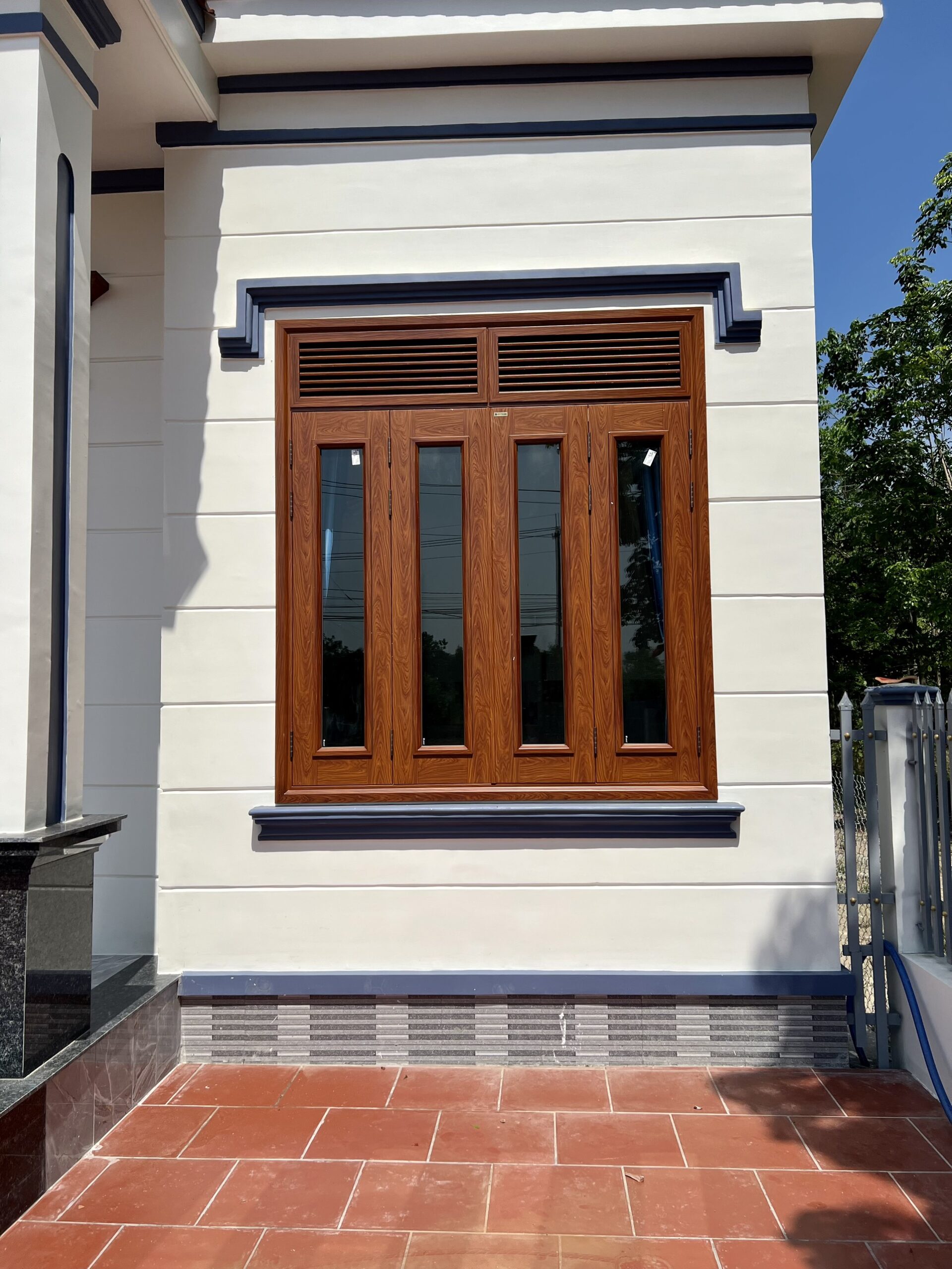 Cửa thép vân gỗ tại Quảng ngãi