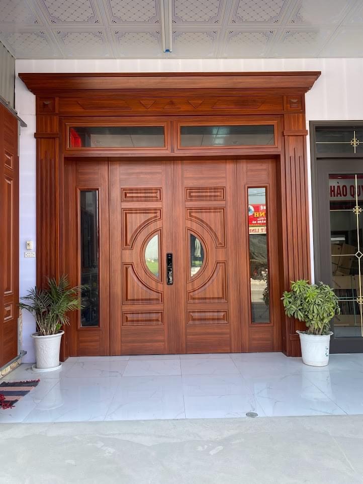cửa thép vân gỗ tại ninh hòa