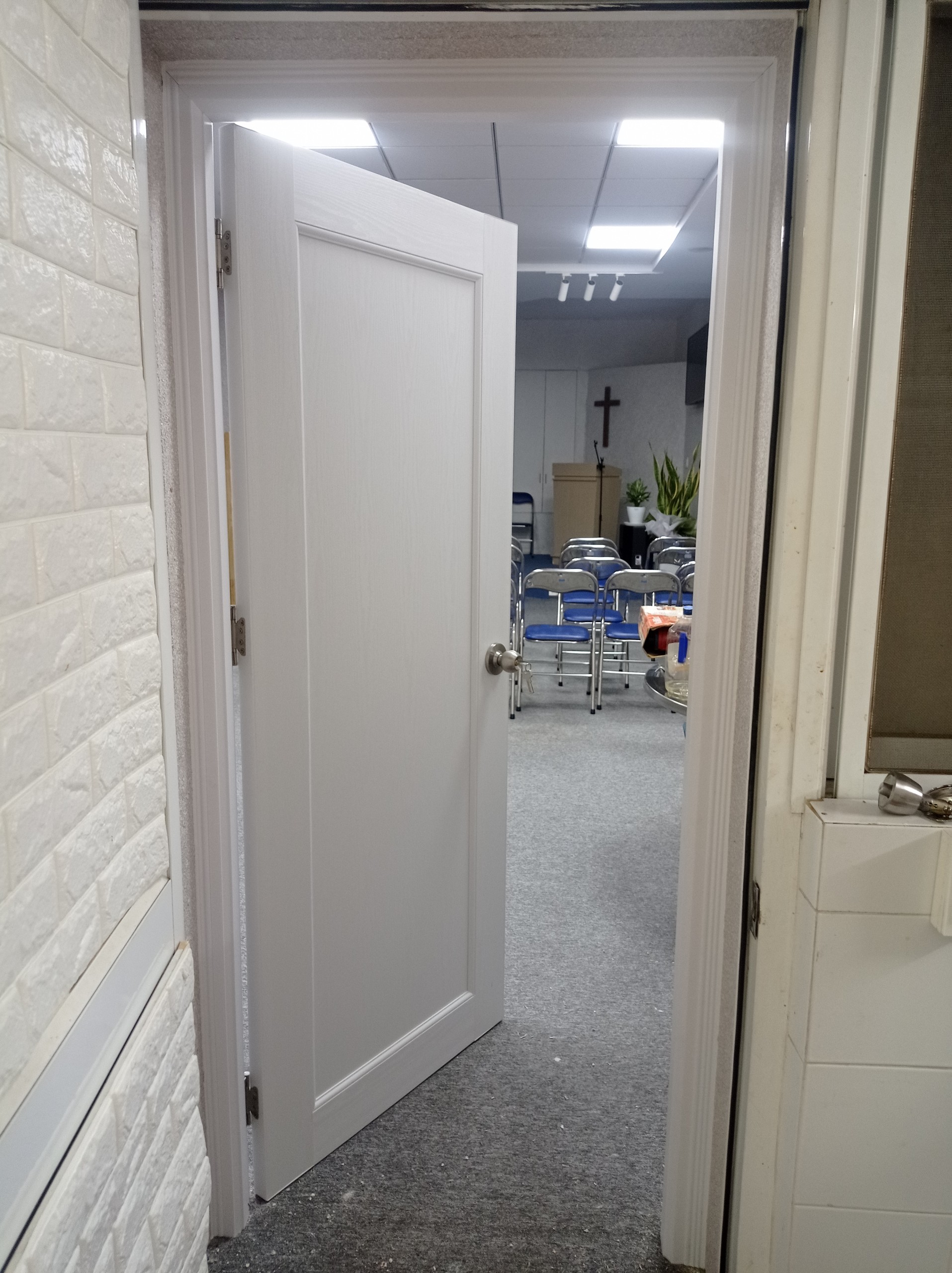 Cửa nhựa đài loan tại hóc môn