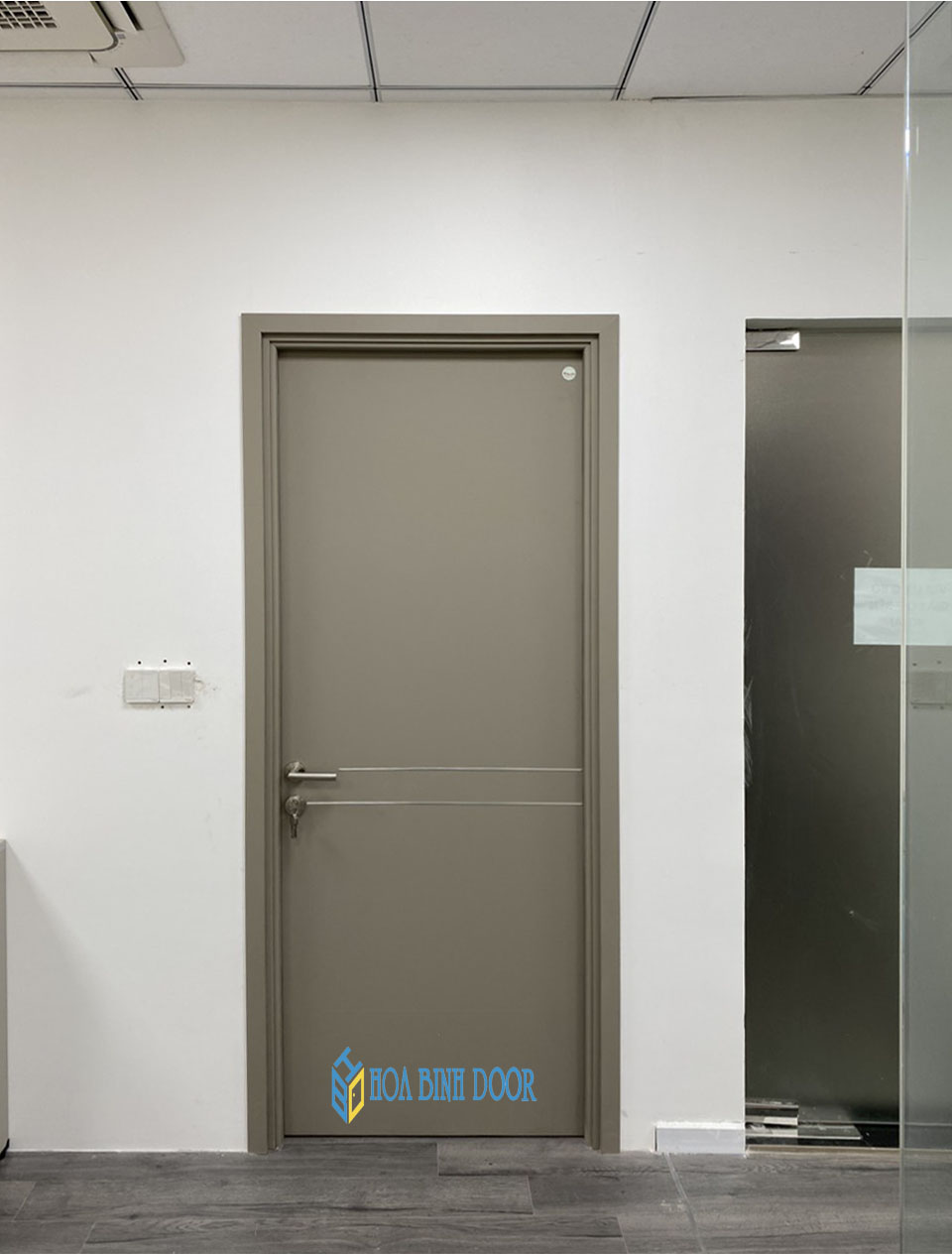 Giá cửa nhựa composite tại Bình Dương