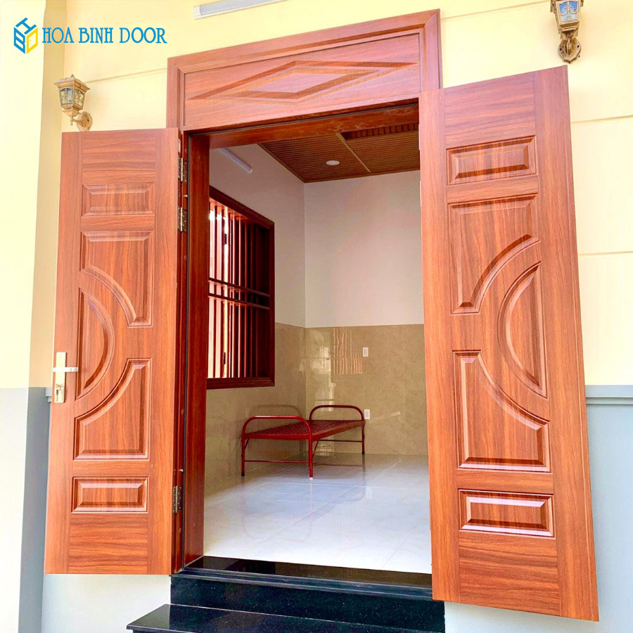 Cửa thép vân gỗ tại quận 7