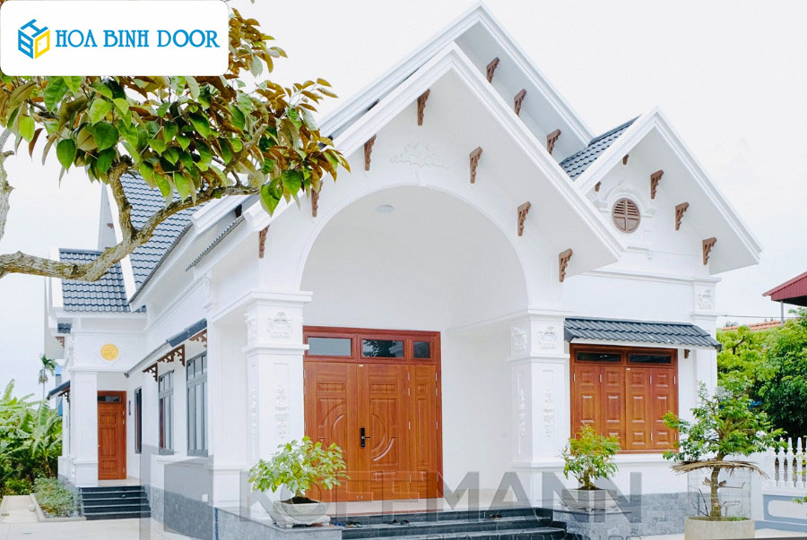 Giá cửa thép vân gỗ tại phú yên