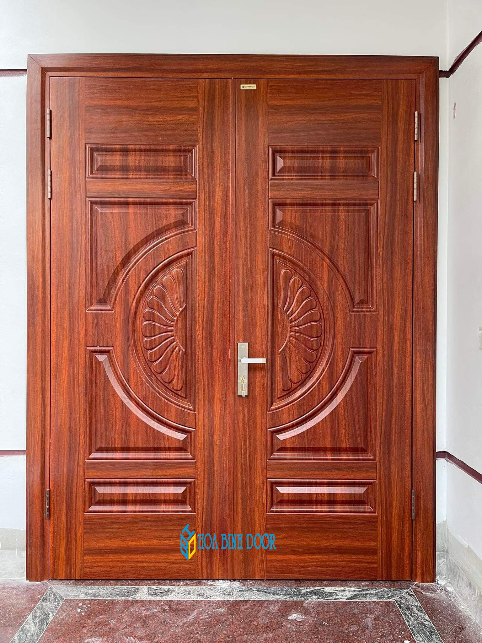 Cửa thép vân gỗ tại quận 7