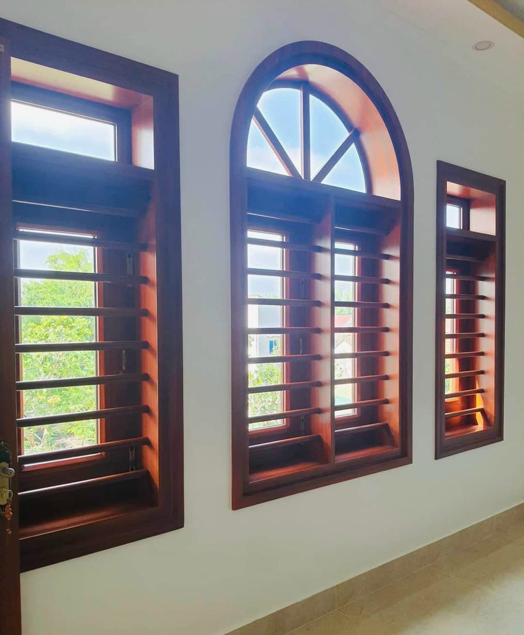Cửa thép vân gỗ tại quận 5