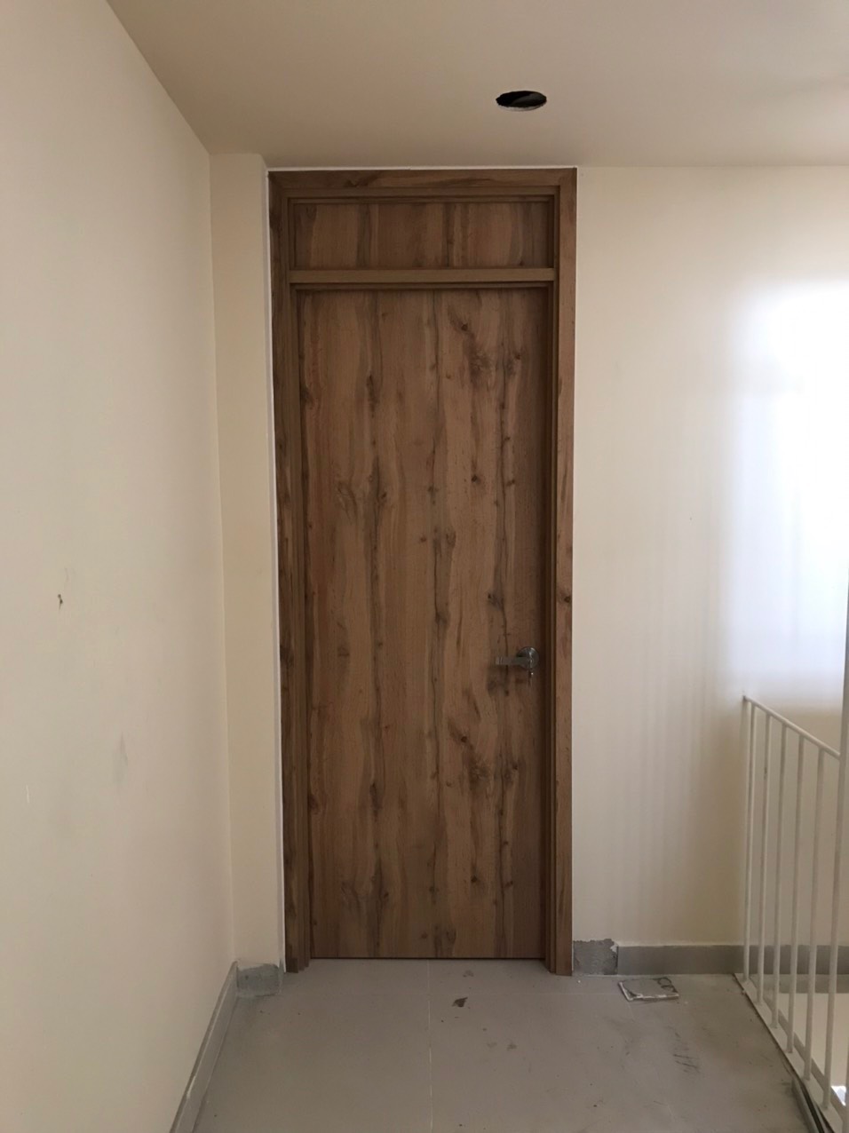 Cửa Gỗ Công Nghiệp Tại Ninh Hòa