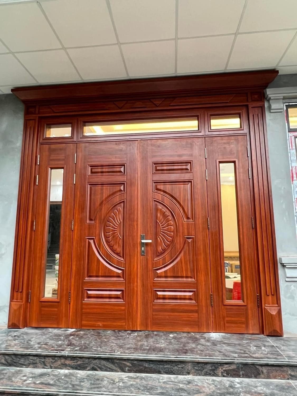 Cửa thép vân gỗ tại quận 4