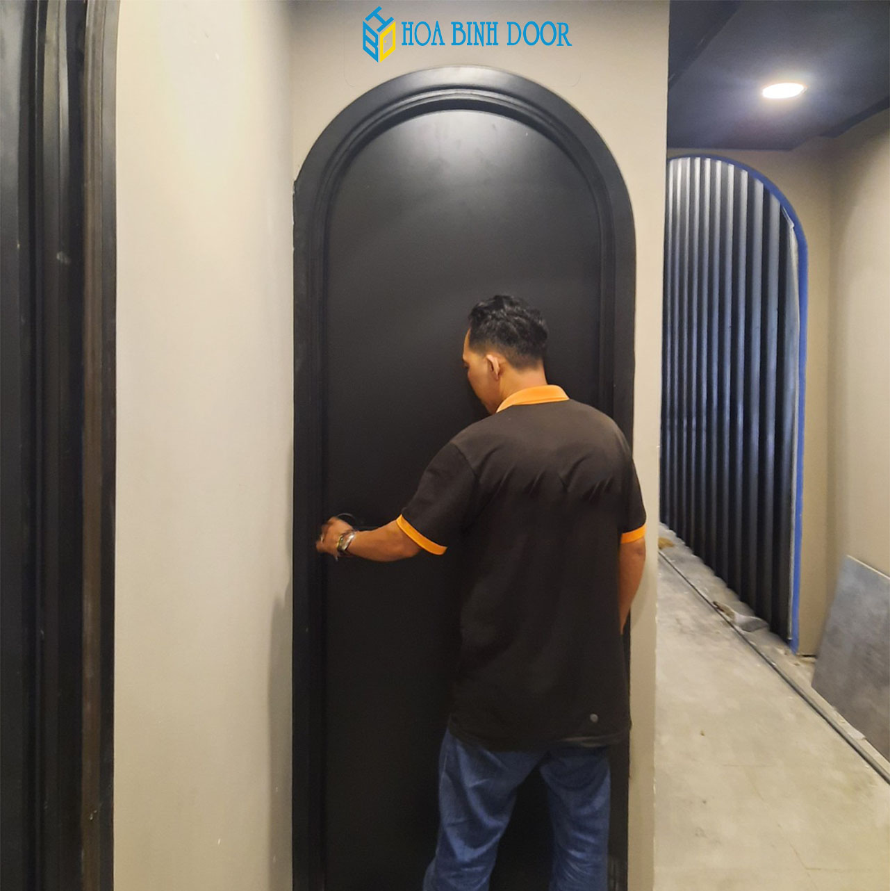 Cửa Nhựa Vòm Nhựa Composite Tại Quận 8