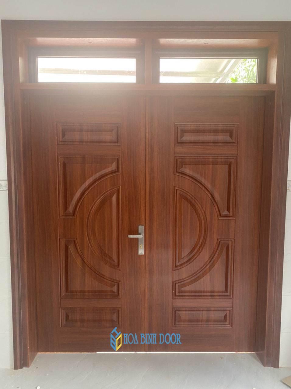 Cửa thép vân gỗ tại quận 4