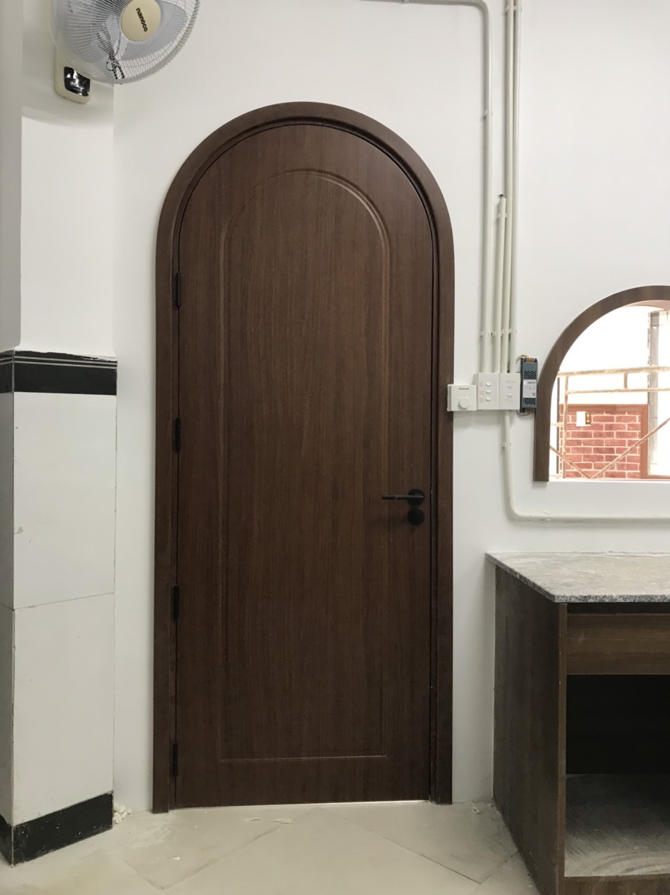 Cửa Vòm Nhựa Composite Tại Bình Phước