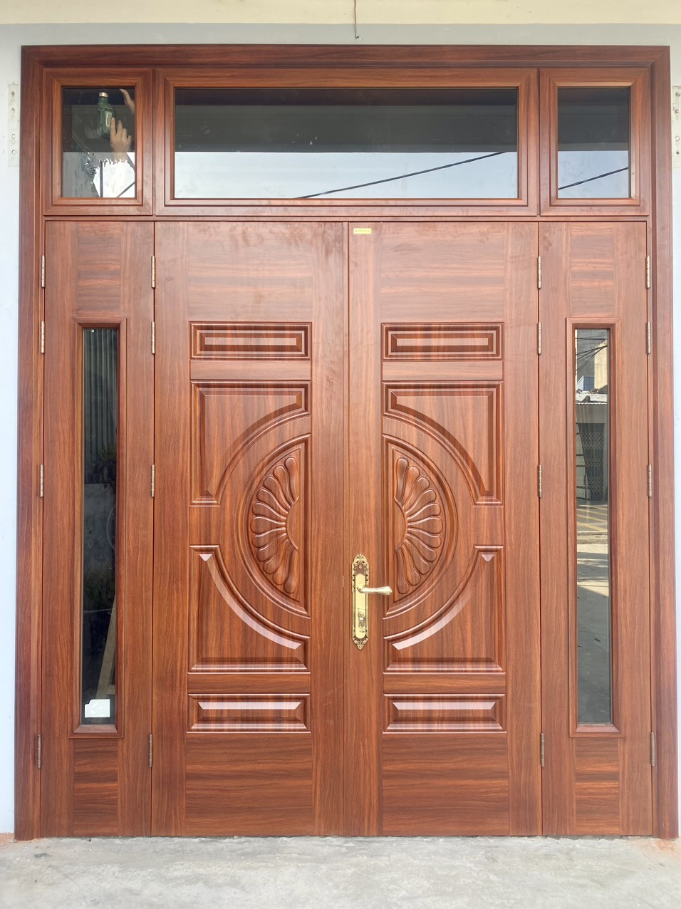Cửa Thép Vân Gỗ Tại Quận 11