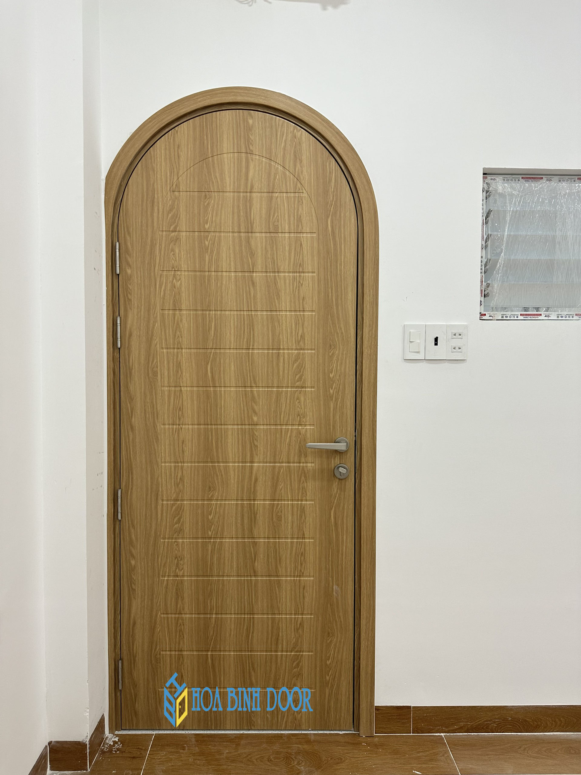 Cửa Nhựa Vòm Nhựa Composite Tại Quận 8