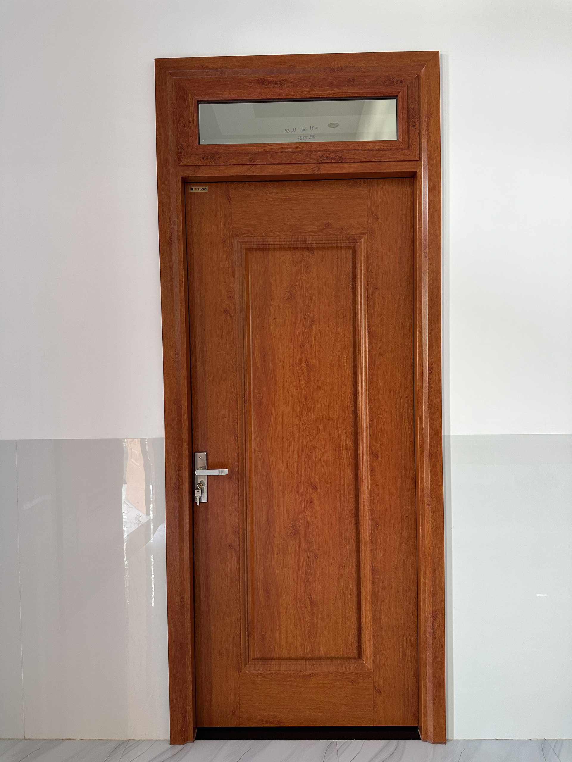 Báo giá cửa thép vân gỗ tại Bình Dương mới nhất 5/2024