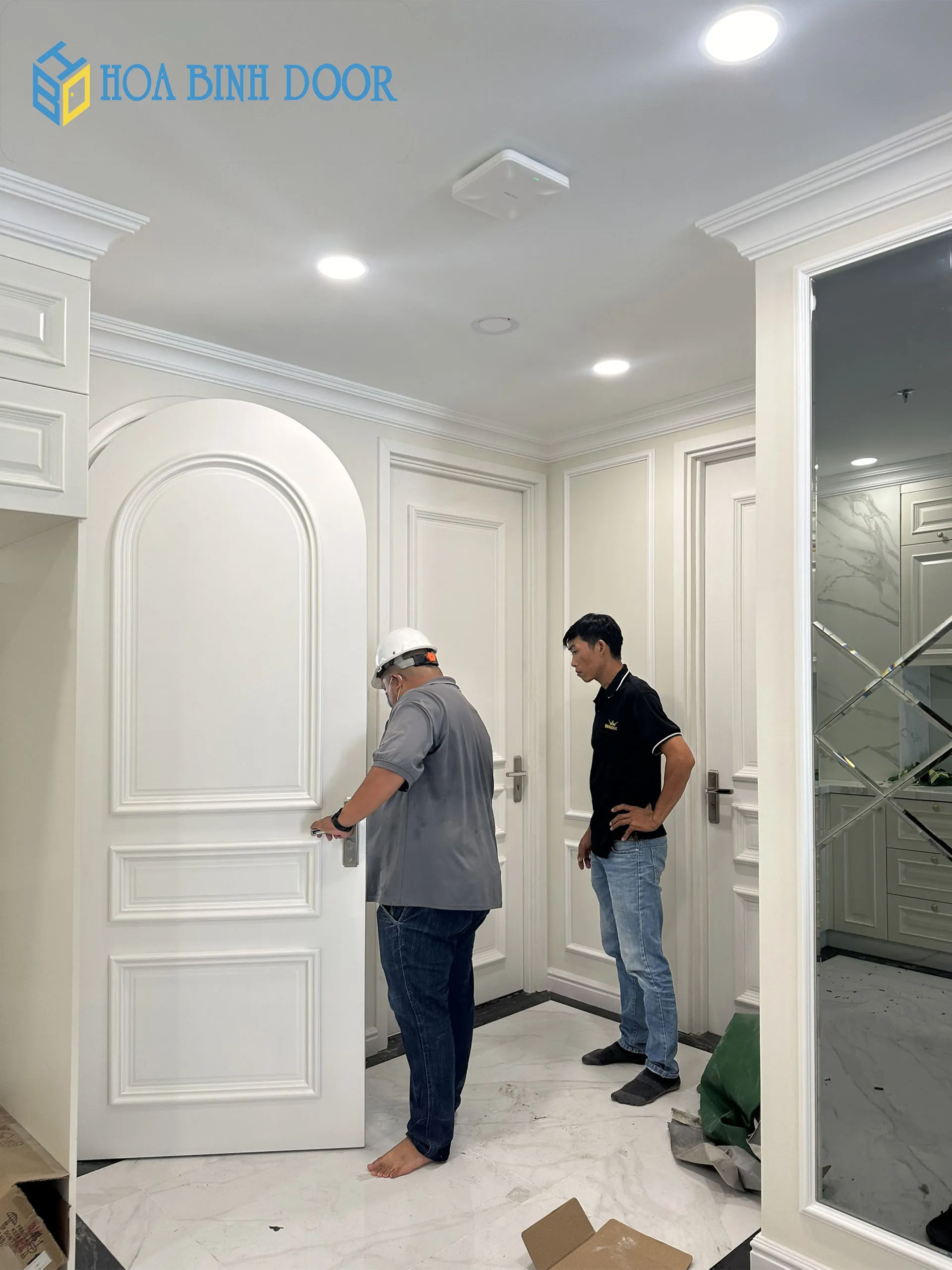 So sánh Cửa Nhựa Composite và Cửa Nhôm XingFa