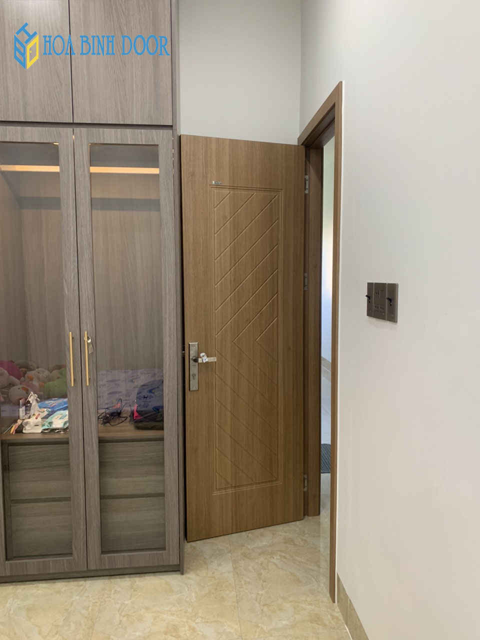 Giá Cửa nhựa abs hàn quốc tại quận 1 – HCM | Hoabinhdoor