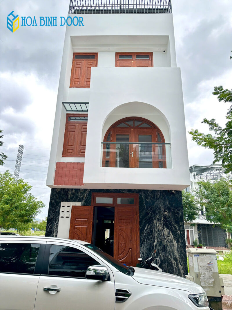 Top 100+ Mẫu cửa chính đẹp đáng mua nhất năm 2025
