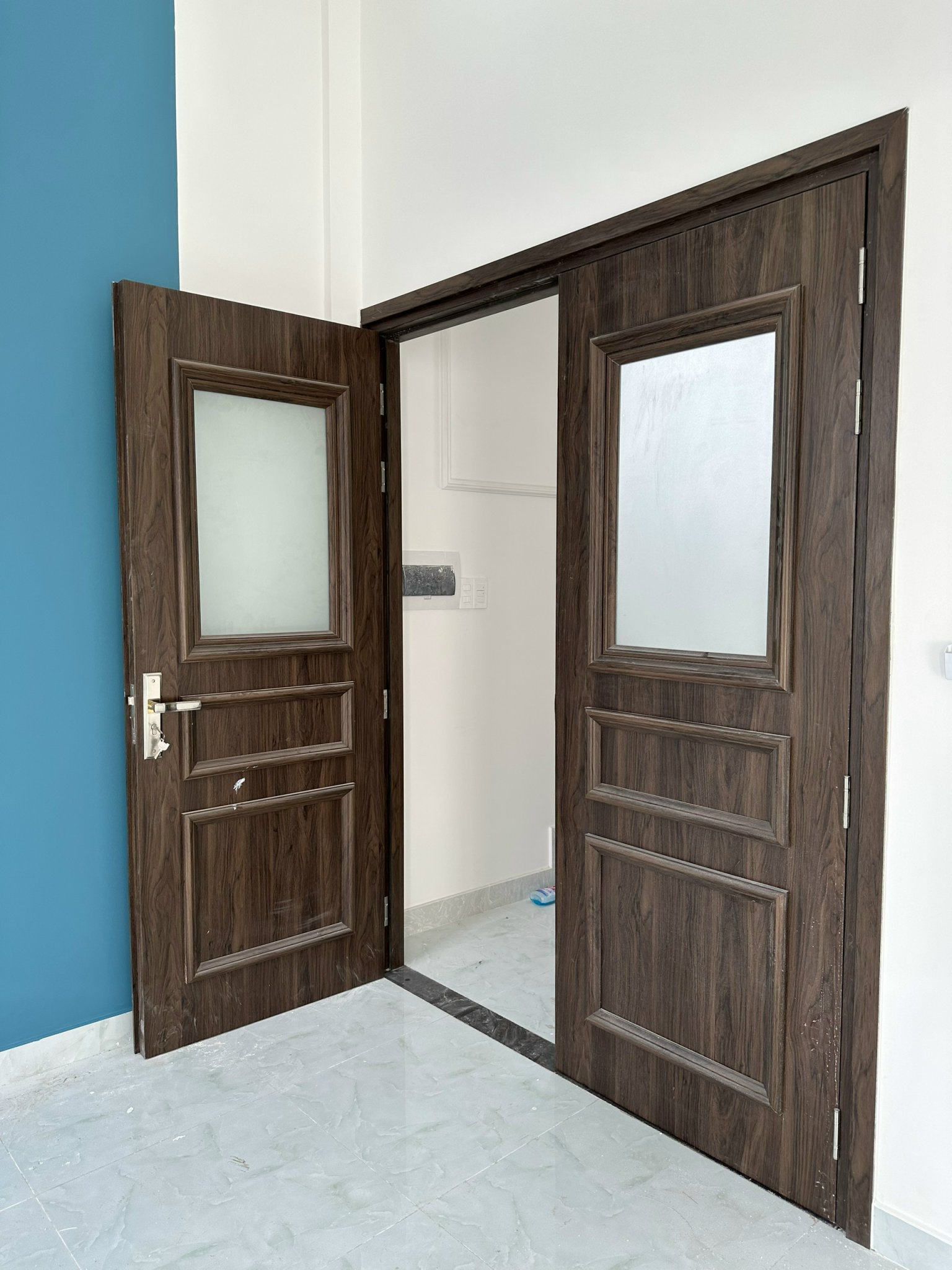 Giá Cửa Nhựa Tại Quận 8 – HCM | Hoabinhdoor