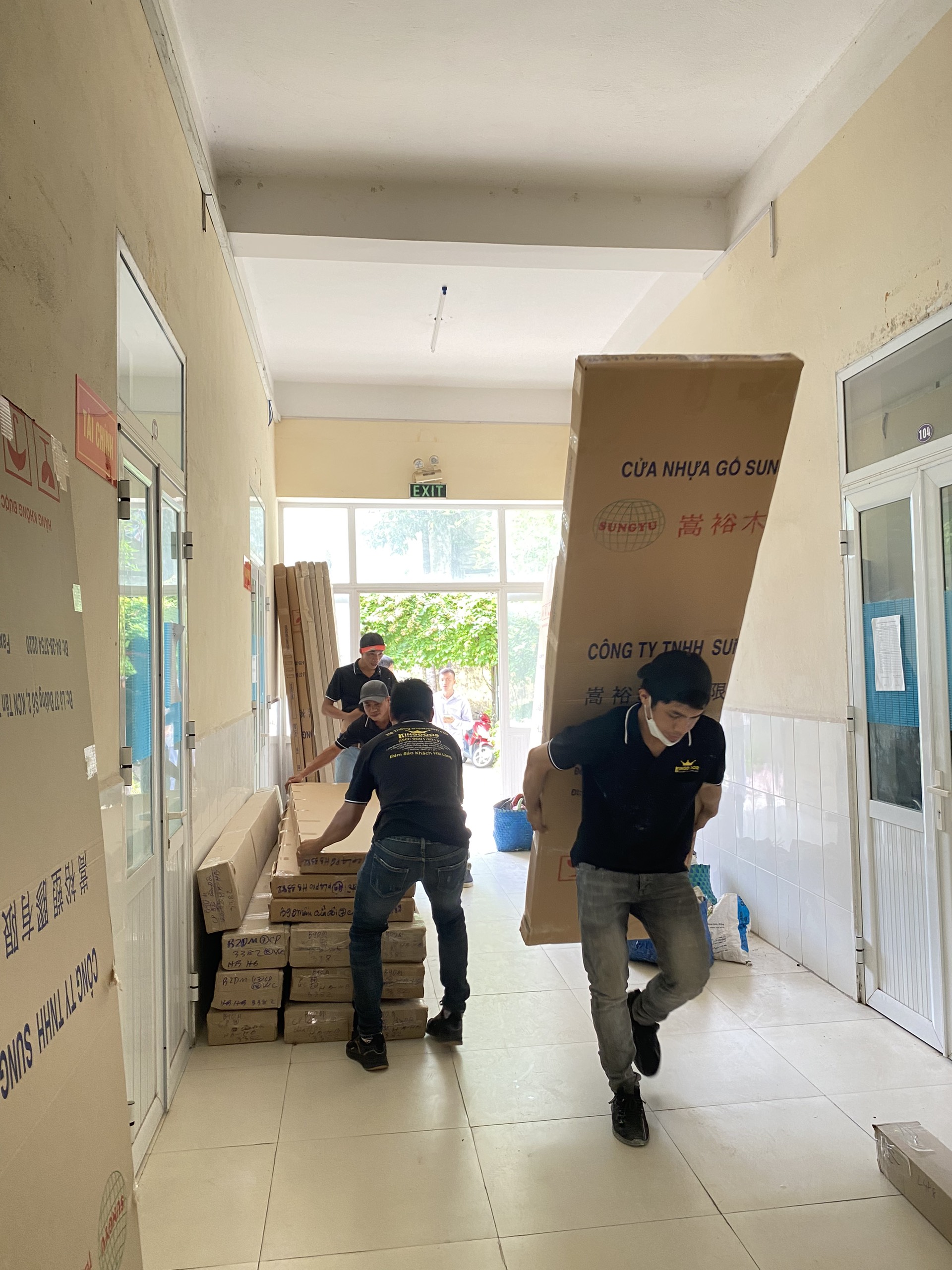 Báo giá cửa nhựa composite tại Đức Trọng Lâm Đồng Báo giá cửa nhựa composite tại Đức Trọng Lâm Đồng