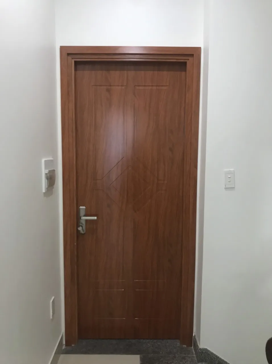 Bảng màu cửa nhựa composite mới nhất năm 2025 | Hoabinhdoor