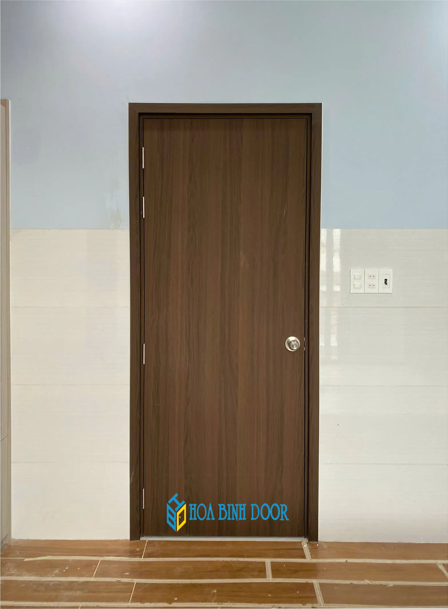 Bảng màu cửa nhựa composite mới nhất năm 2025 | Hoabinhdoor