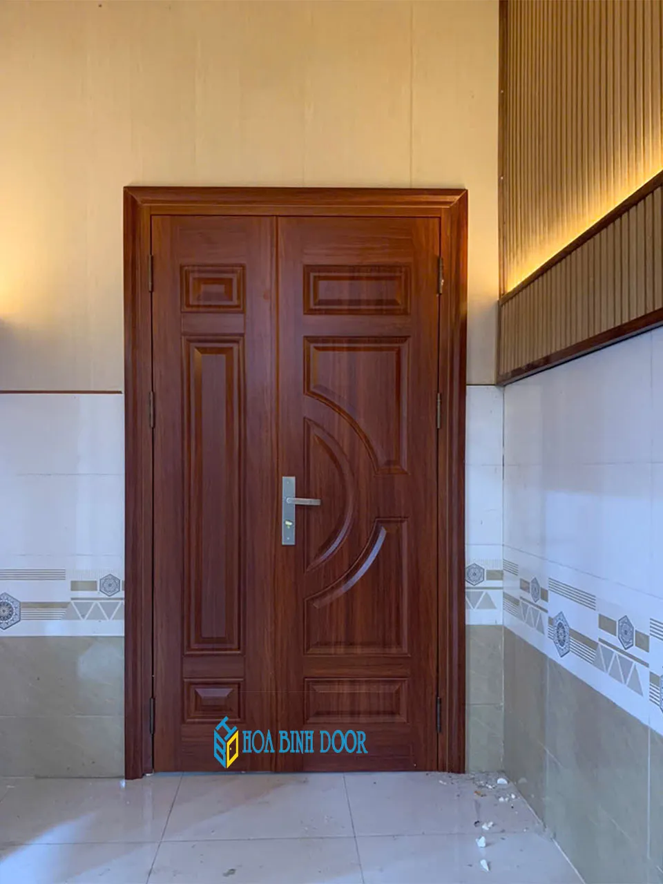 Giá cửa thép vân gỗ tại Diên khánh – Khánh Hòa | Hoabinhdoor