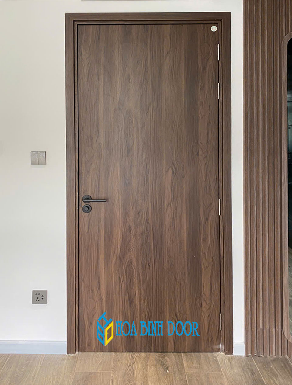 Báo giá cửa nhựa composite tại Cần Giuộc – Long An