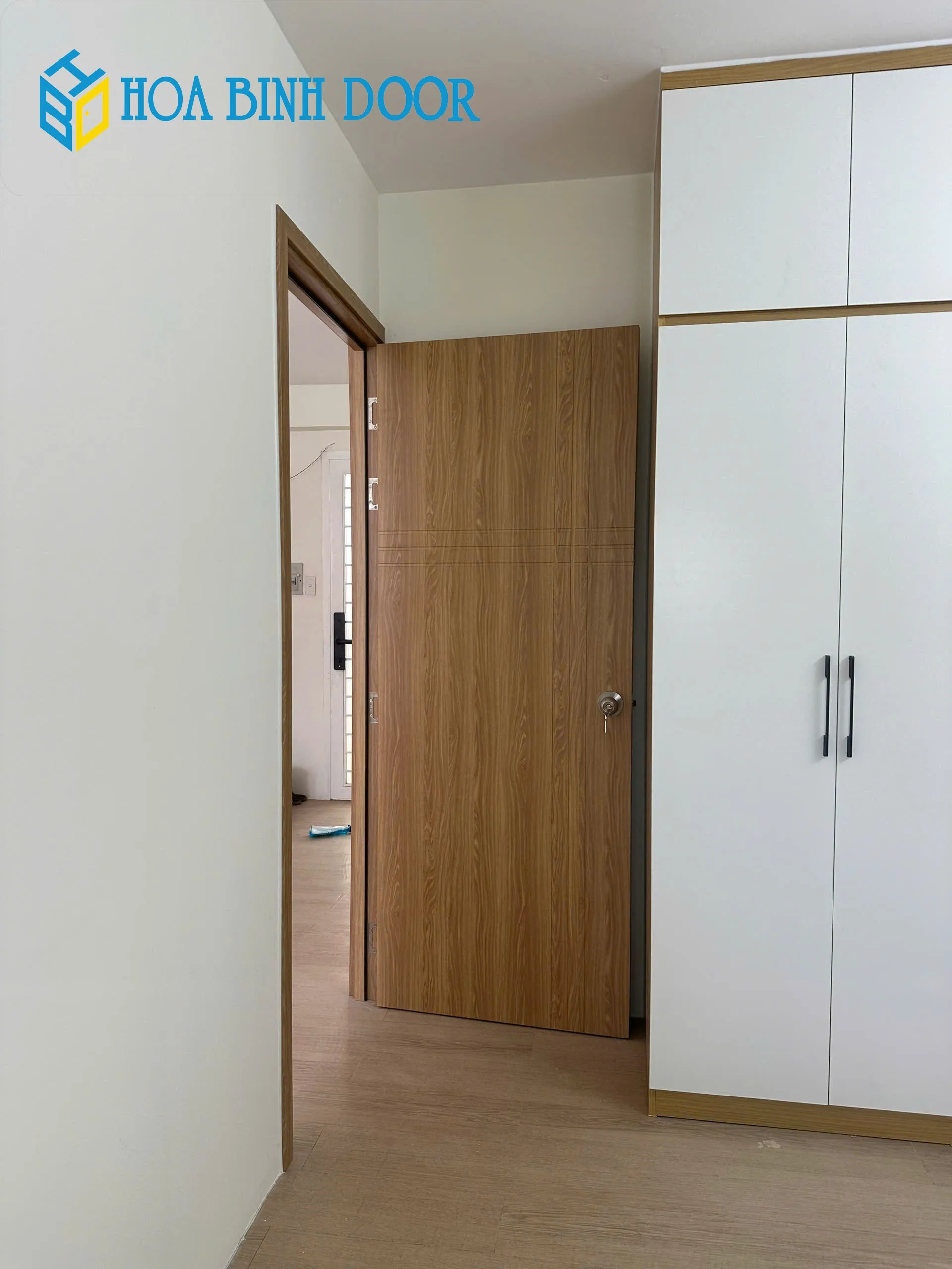 Báo giá cửa nhựa composite tại Cần Giuộc – Long An