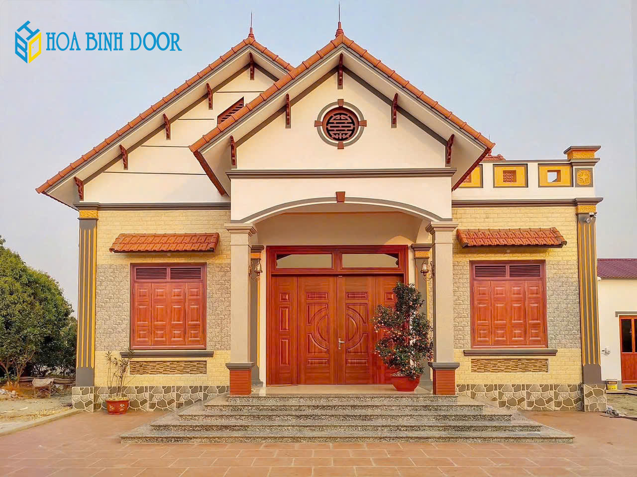 Báo giá cửa thép vân gỗ tại Xã Châu Đức – HCM | Hoabinhdoor