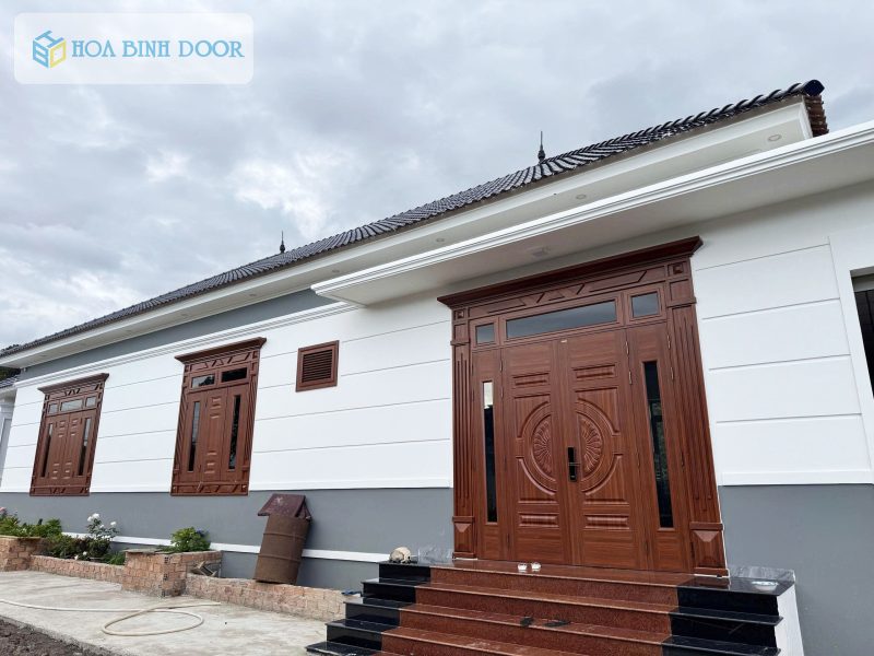 Báo giá cửa thép vân gỗ tại xã Bình Châu – HCM | Hoabinhdoor