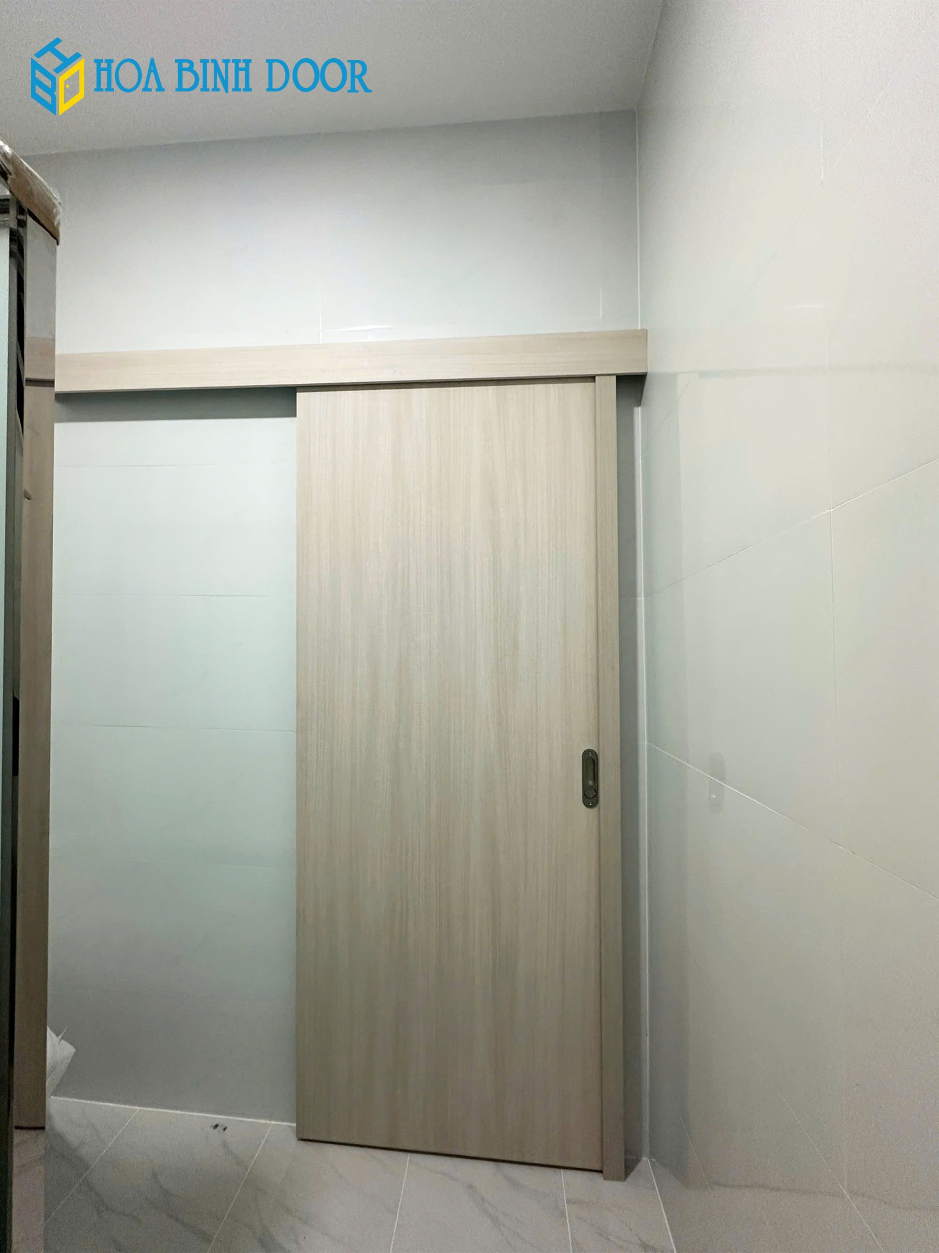 Cửa nhựa composite dùng cho nhà vệ sinh có tốt không ?