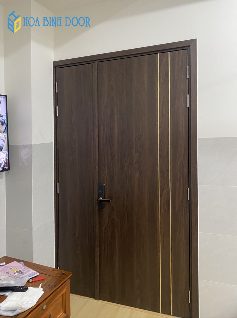 Cửa nhựa composite có chống cháy không ? Hoabinhdoor